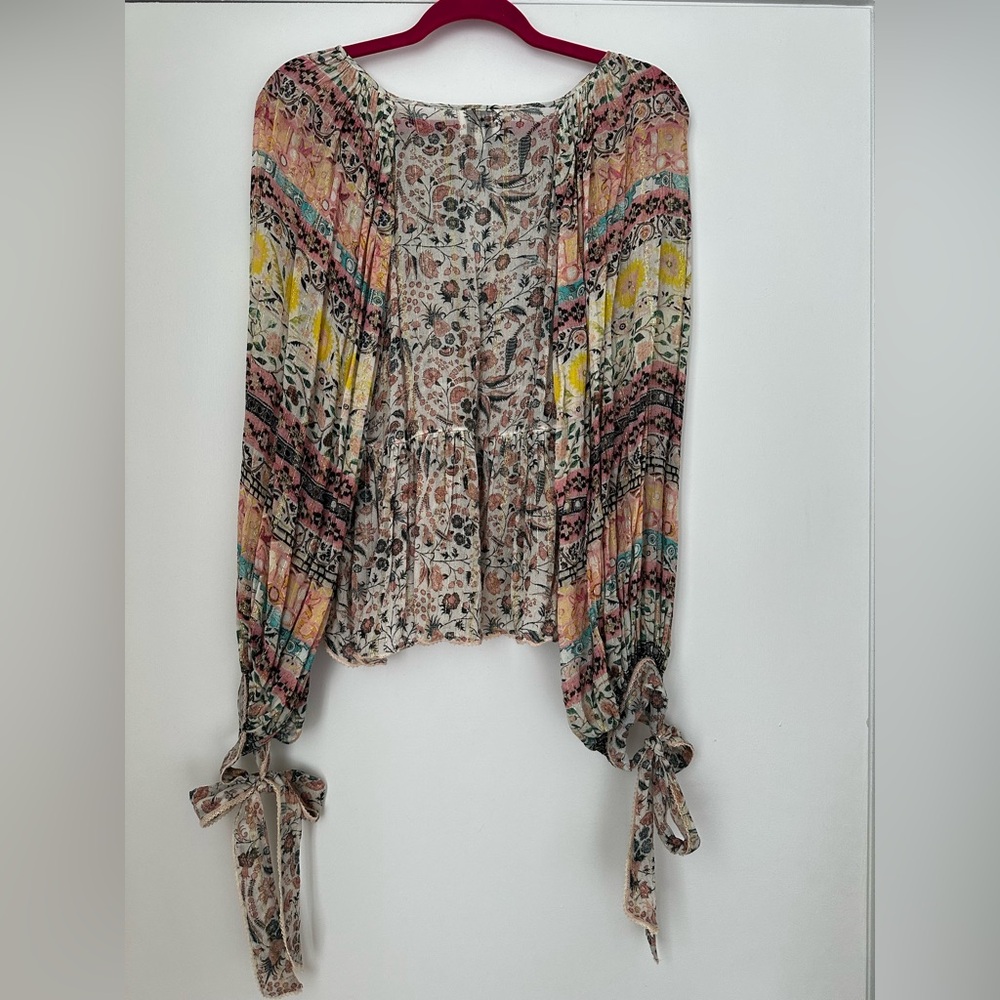Hemant & Nandita Sheer Printed Peasant Top - Picture 7 of 10